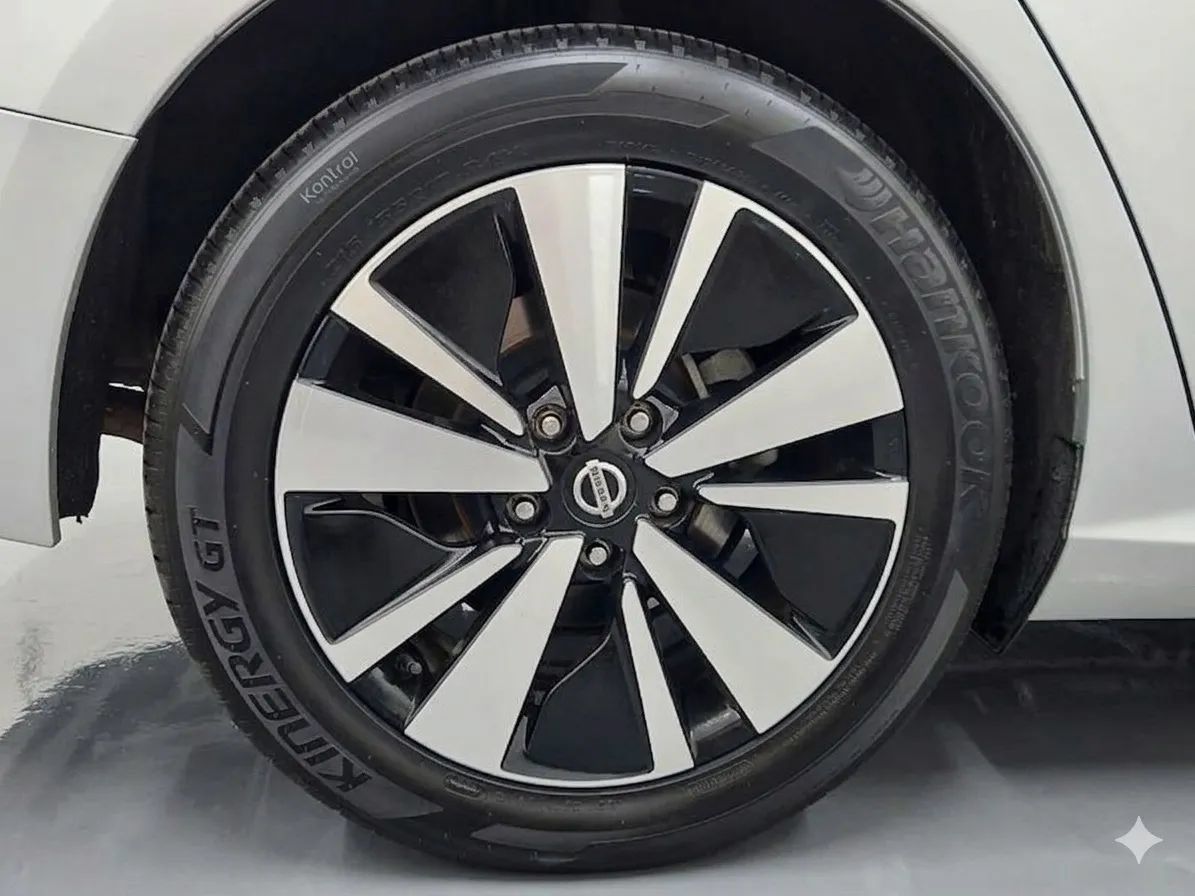Used 2020 Nissan Altima 2.5 S FWD image 5