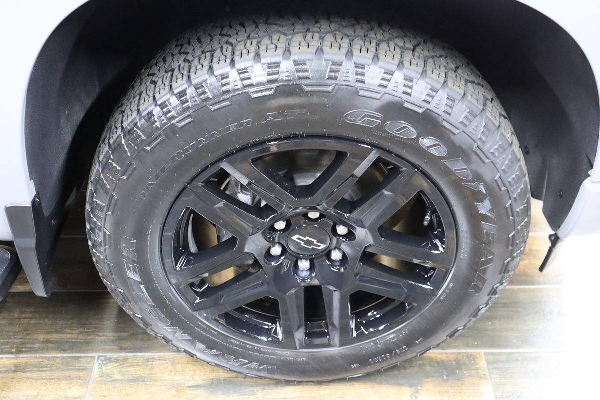 Used 2024 Chevrolet Silverado 1500 RST AWD/4WD image 33