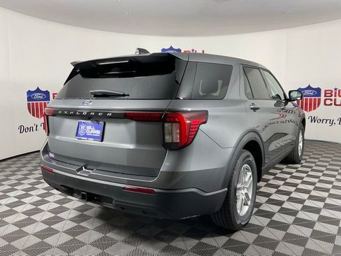 New 2026 Ford Explorer Active image 3