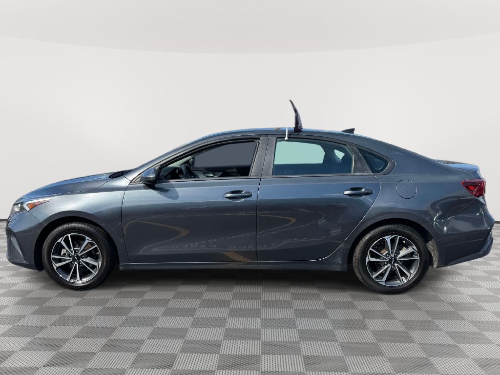Certified 2024 Kia Forte LXS FWD image 4
