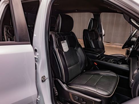 Used 2024 RAM 1500 Limited AWD/4WD image 27