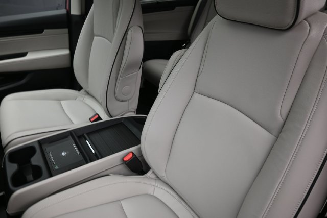 New 2027 Honda Odyssey Touring image 18