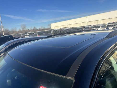 Used 2021 Chevrolet Traverse Premier w/ Redline Edition image 5