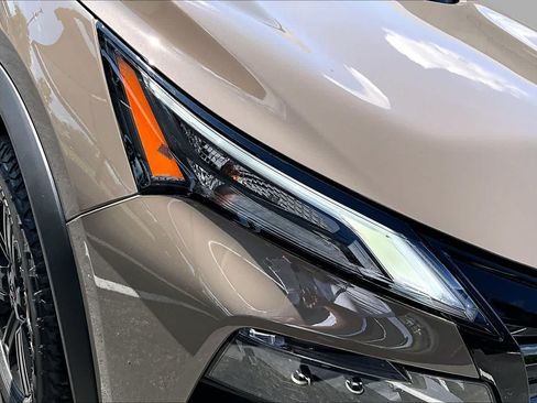 New 2026 Nissan Rogue SV AWD/4WD image 13