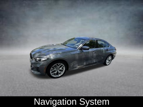 Used 2025 BMW 330i Sedan w/ Convenience Package RWD image 3