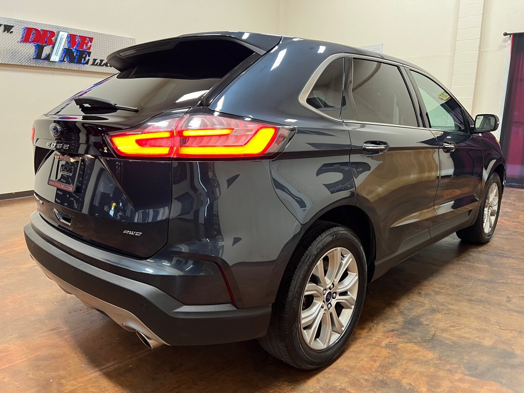 Used 2022 Ford Edge Titanium AWD/4WD image 9