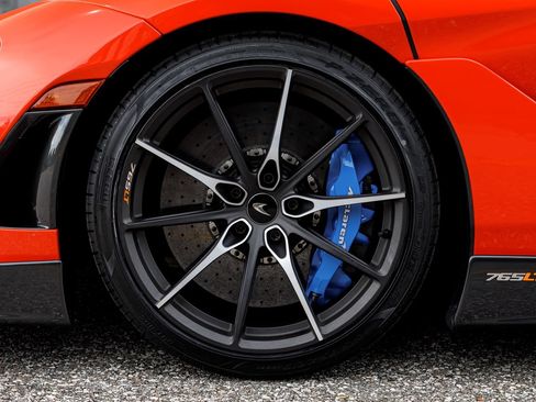 Used 2021 McLaren 765LT RWD image 29