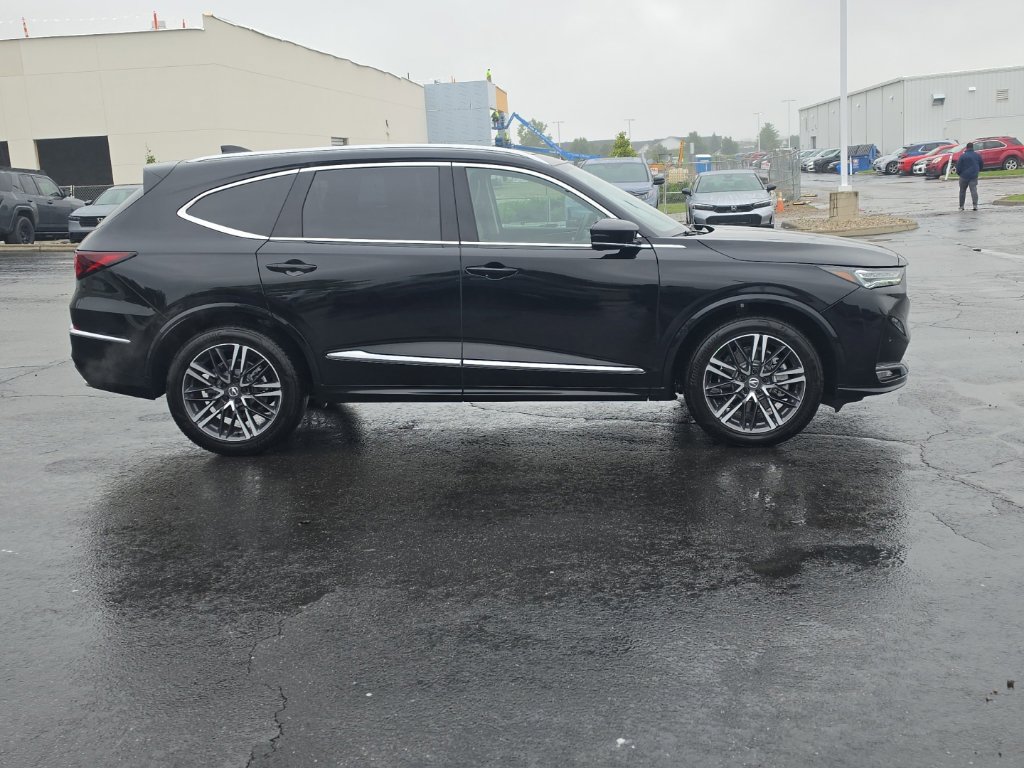 Certified 2026 Acura MDX w/ Advance Package AWD/4WD image 9