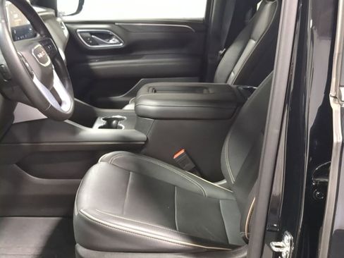 Used 2023 GMC Yukon SLT w/ SLT Luxury Package AWD/4WD image 20