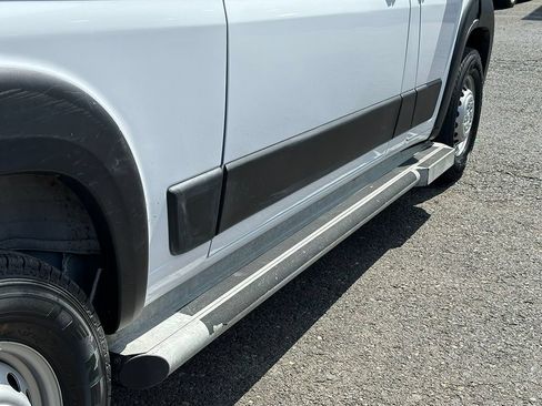 Used 2025 RAM ProMaster 2500 w/ U-Haul Equipment Group FWD image 19