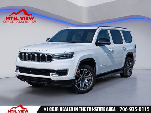 Used 2025 Jeep Wagoneer 4WD w/ Premium Group I image 1