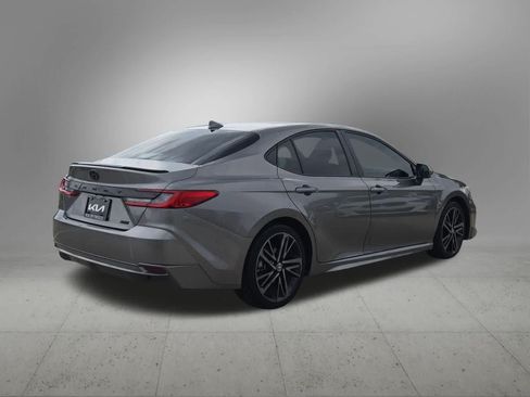 Used 2025 Toyota Camry XSE FWD image 6
