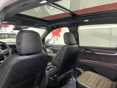 New 2026 GMC Acadia Denali Ultimate w/ LPO, Floor Liner Package image 13