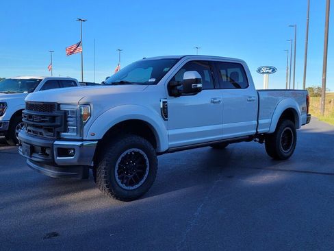 Used 2018 Ford F250 Lariat w/ Lariat Ultimate Package image 3