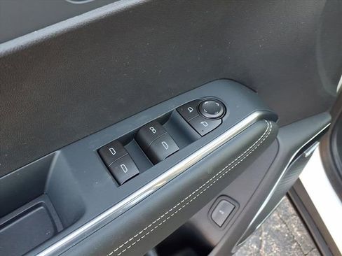 New 2026 GMC Acadia Elevation image 15