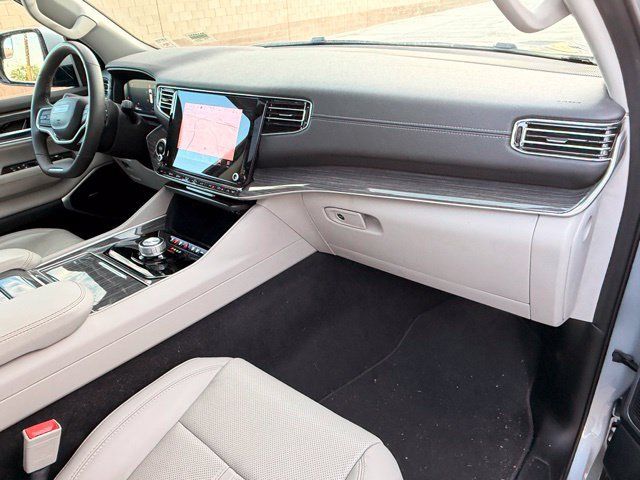 Used 2022 Jeep Wagoneer Series II w/ Premium Group I RWD image 13