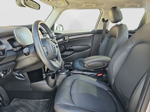 Used 2023 MINI Cooper 4-Door Hardtop FWD image 16