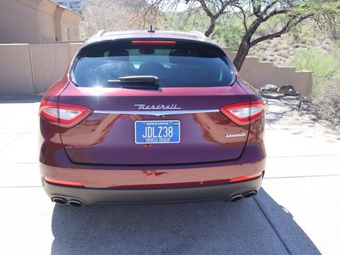 Used 2017 Maserati Levante S image 4