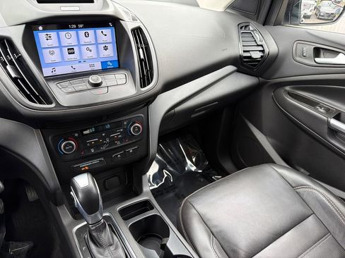 Used 2018 Ford Escape SEL AWD/4WD image 24