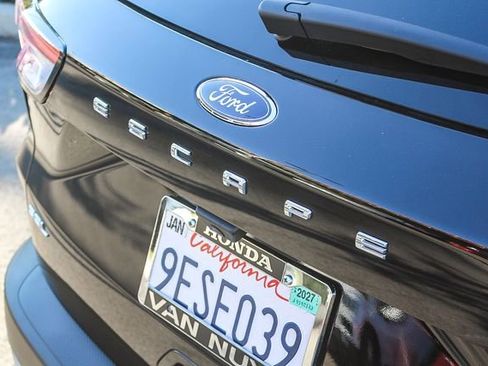 Used 2022 Ford Escape SEL image 11