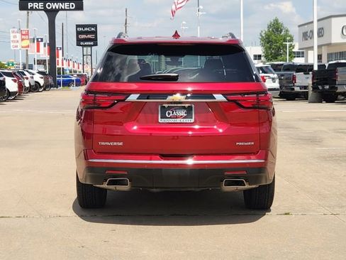 Used 2023 Chevrolet Traverse Premier w/ LPO, Floor Liner Package FWD image 6