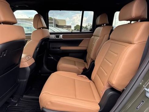 Certified 2026 Hyundai Santa Fe Calligraphy image 9