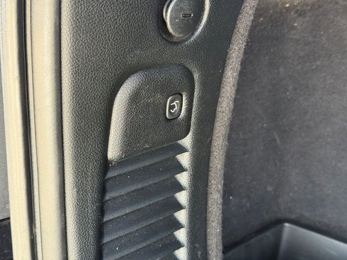 Used 2019 Dodge Durango GT image 28