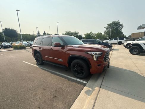 Used 2025 Toyota Sequoia Platinum w/ TRD Off-Road Package AWD/4WD image 4