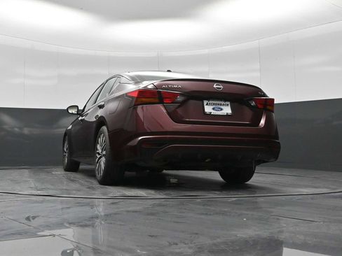 Used 2024 Nissan Altima 2.5 SV image 34