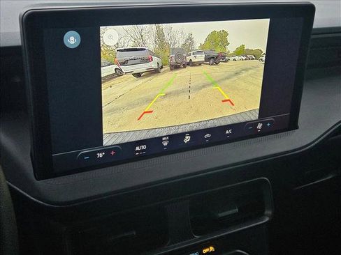 New 2025 Ford Maverick XL image 12