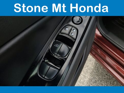 Used 2023 Nissan Altima 2.5 SV FWD image 21