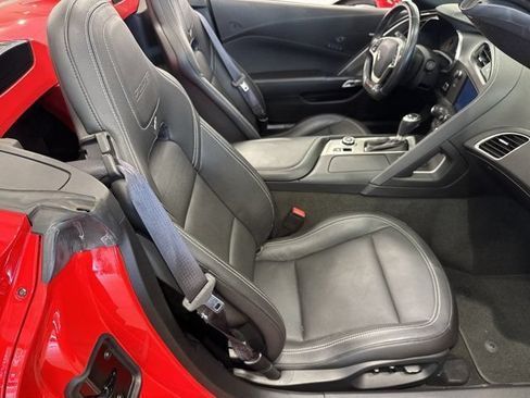 Used 2016 Chevrolet Corvette Z06 w/ 2LZ Preferred Equipment Group RWD image 17