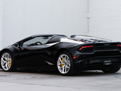 Used 2017 Lamborghini Huracan LP 580-2 image 15