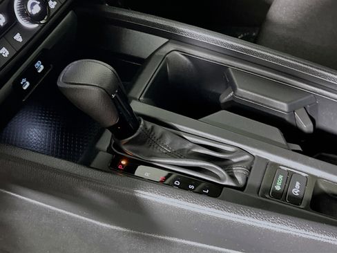 Used 2024 Honda Accord EX image 24