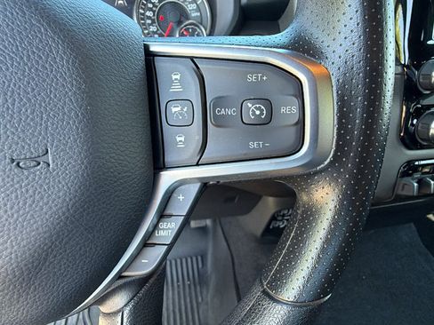 Used 2025 RAM 1500 Warlock AWD/4WD image 30
