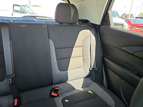 Certified 2022 Chevrolet TrailBlazer LT w/ Driver Confidence Package AWD/4WD image 15