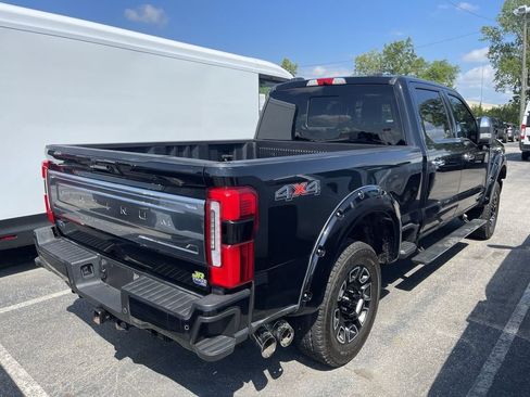 Used 2023 Ford F250 Platinum AWD/4WD image 12