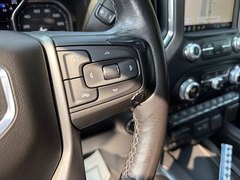 Used 2020 GMC Sierra 1500 Denali w/ Denali Premium Package AWD/4WD image 21