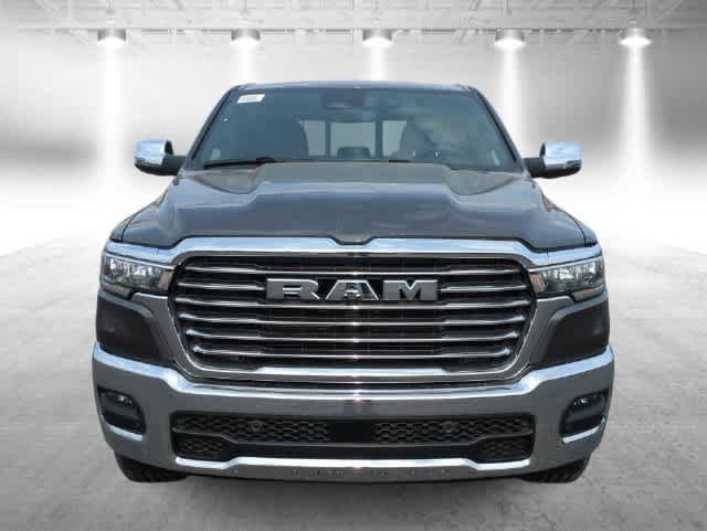 Used 2025 RAM 1500 Laramie AWD/4WD image 3