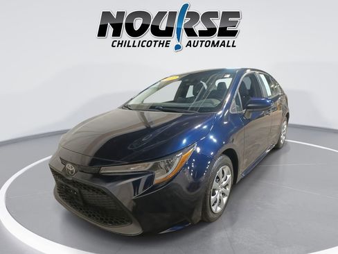 Used 2022 Toyota Corolla LE image 1