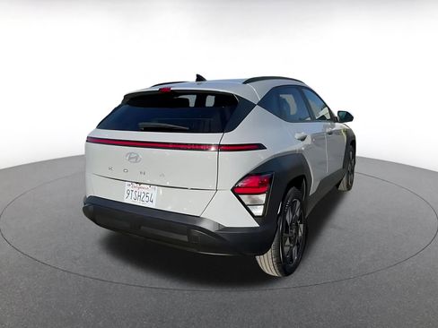 Used 2025 Hyundai Kona SEL image 12