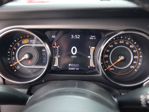 Used 2022 Jeep Wrangler Unlimited Sport w/ Sun And Sound Package AWD/4WD image 19