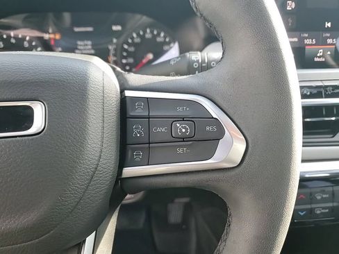 Used 2024 Jeep Compass Limited w/ Sun and Sound Group image 14