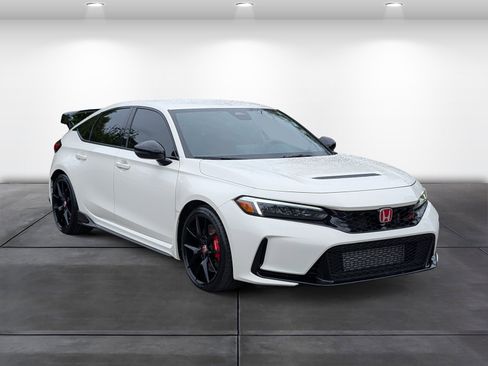 Certified 2025 Honda Civic Type R image 2