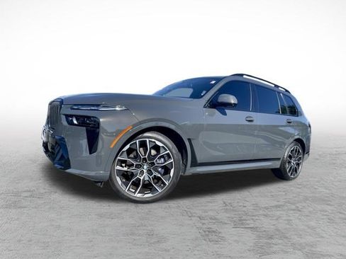 Used 2024 BMW X7 xDrive40i w/ M Sport Package AWD/4WD image 1