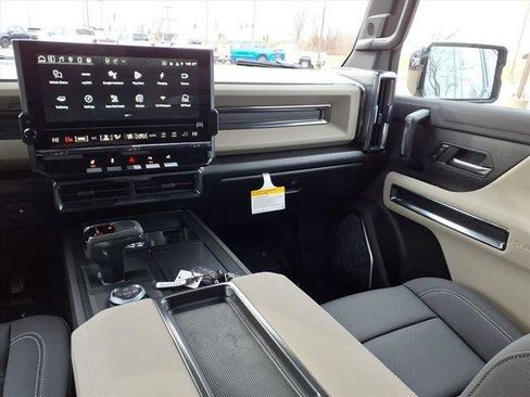 New 2026 GMC Hummer EV 2X image 6