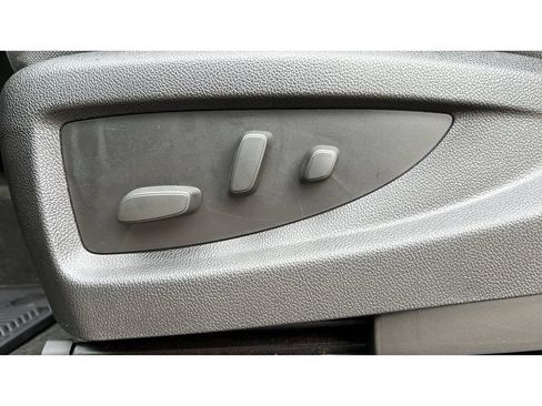 Used 2015 GMC Sierra 1500 SLE w/ SLE Preferred Package AWD/4WD image 25