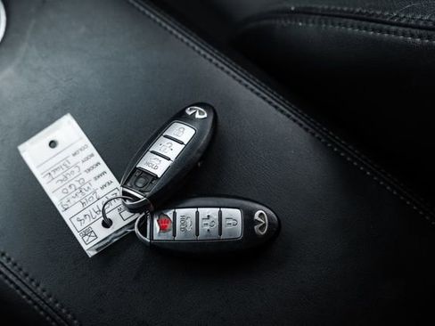 Used 2014 INFINITI Q60 Journey w/ Premium Package image 68