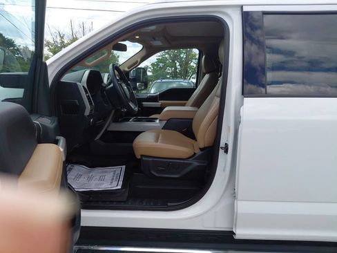 Used 2022 Ford F350 Lariat w/ Lariat Ultimate Package AWD/4WD image 28