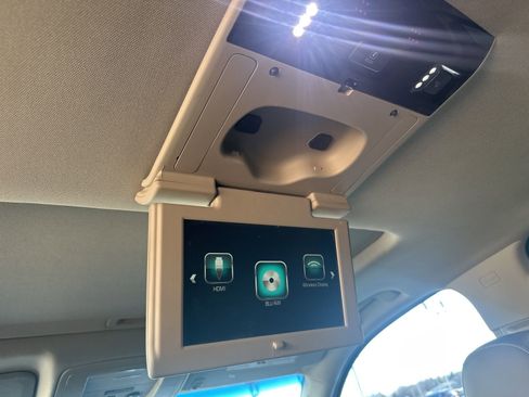 Used 2019 Chevrolet Tahoe Premier image 21